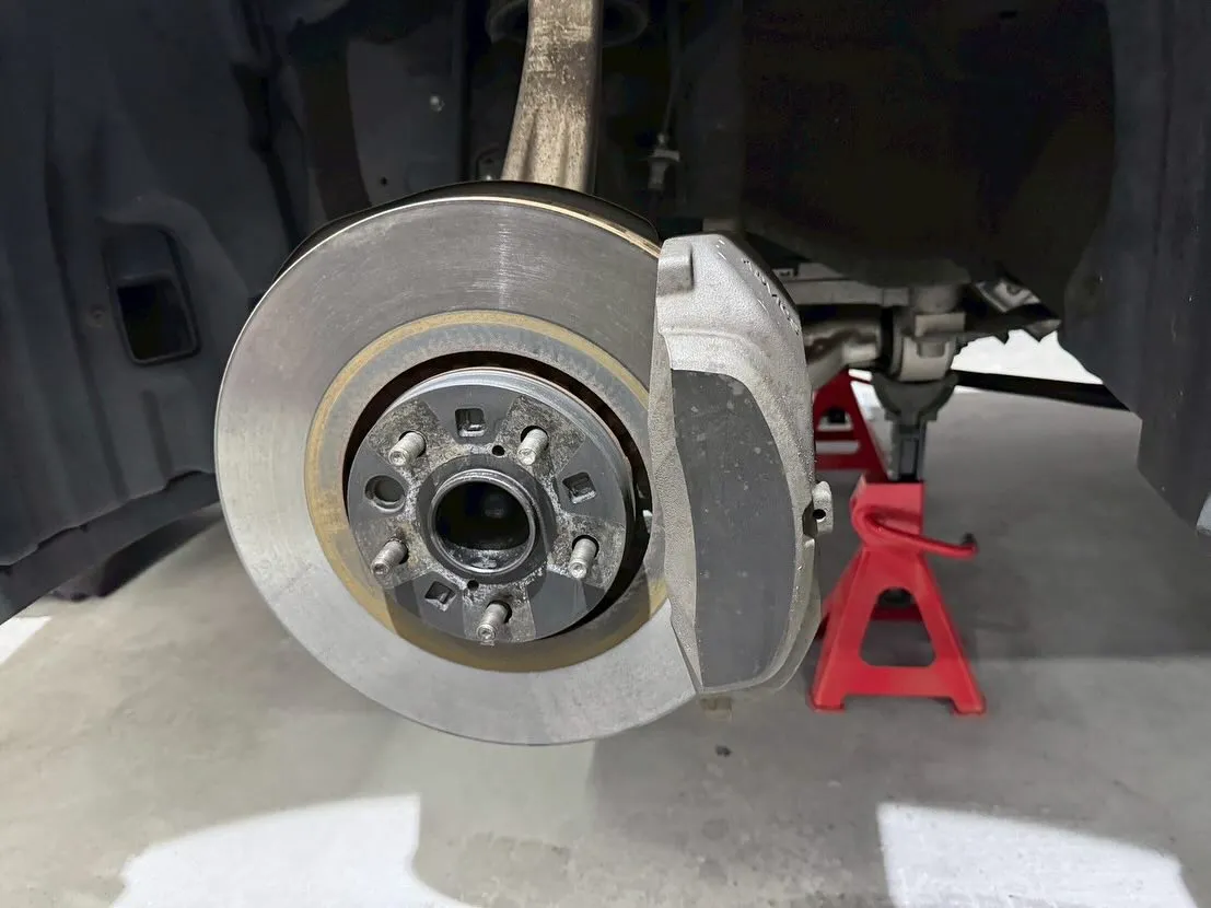 ホームページ問い合わせよりキャリパー塗装作業ご依頼いただきま...