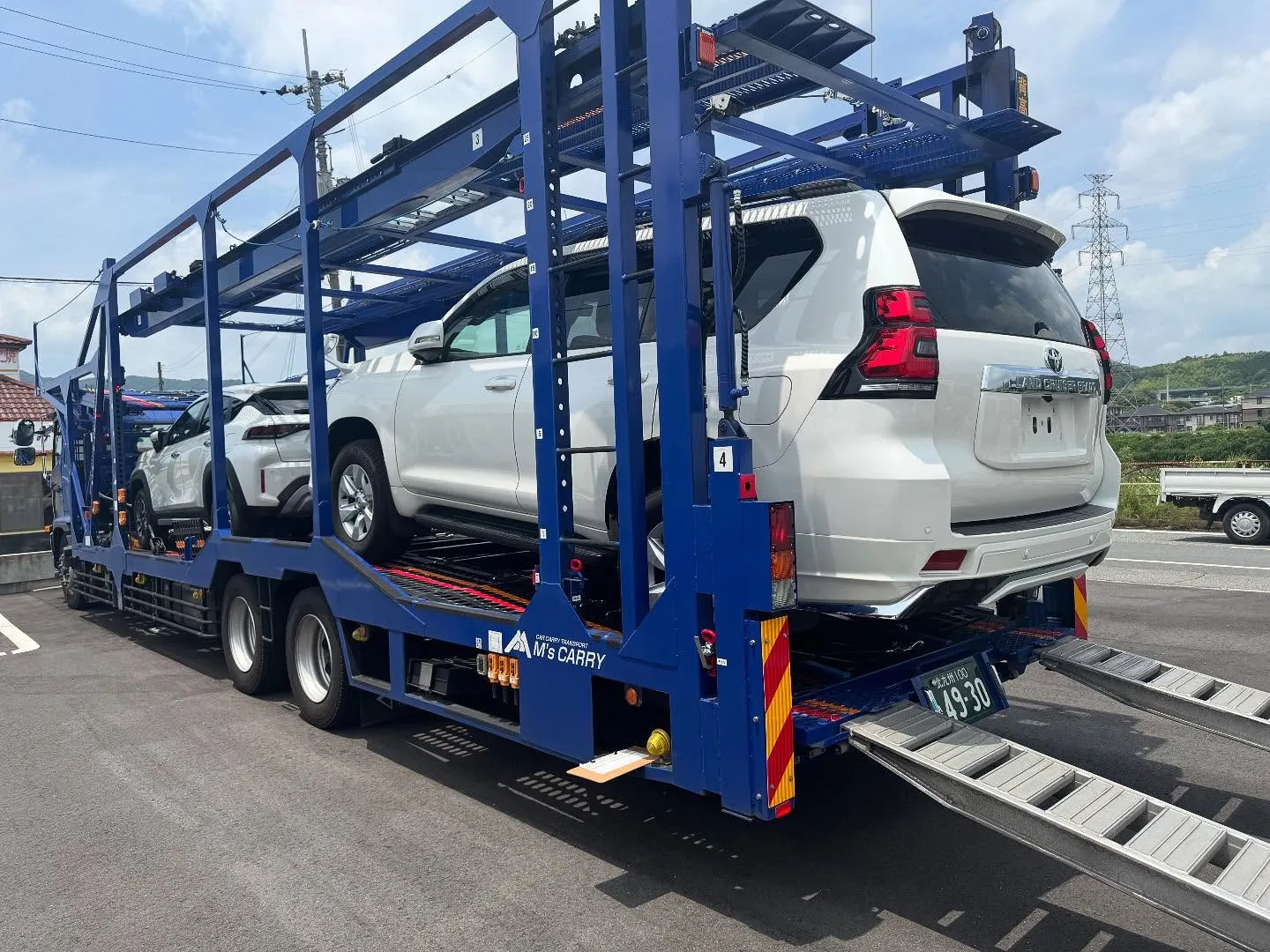 いつもお世話になっている会社の社長からプラドの買取後商談いた...