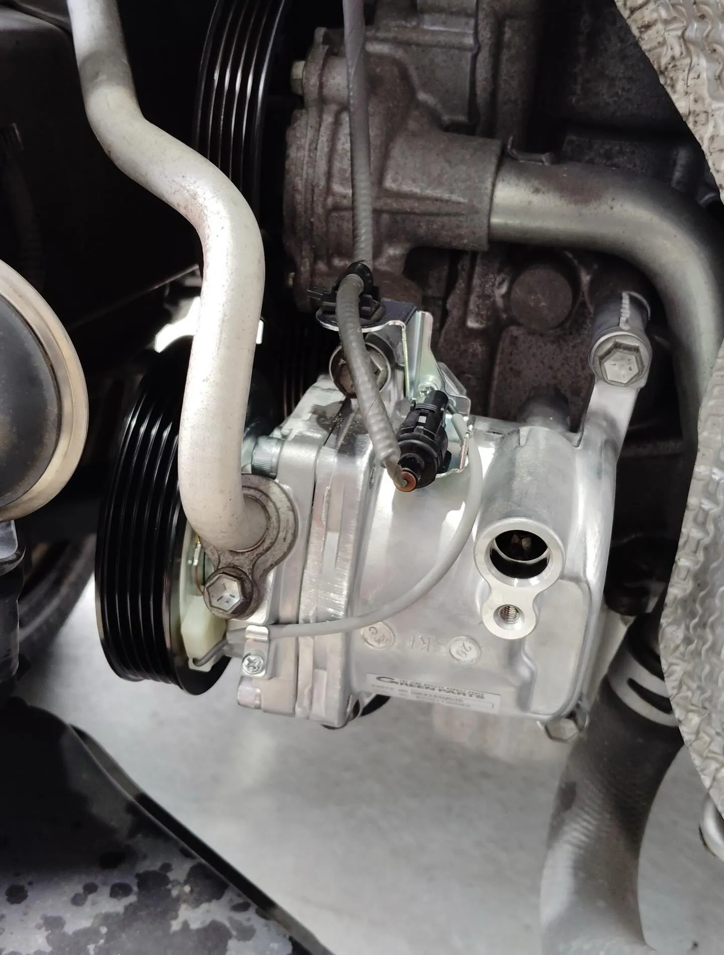 日産モコ エアコン修理させて頂きました😊