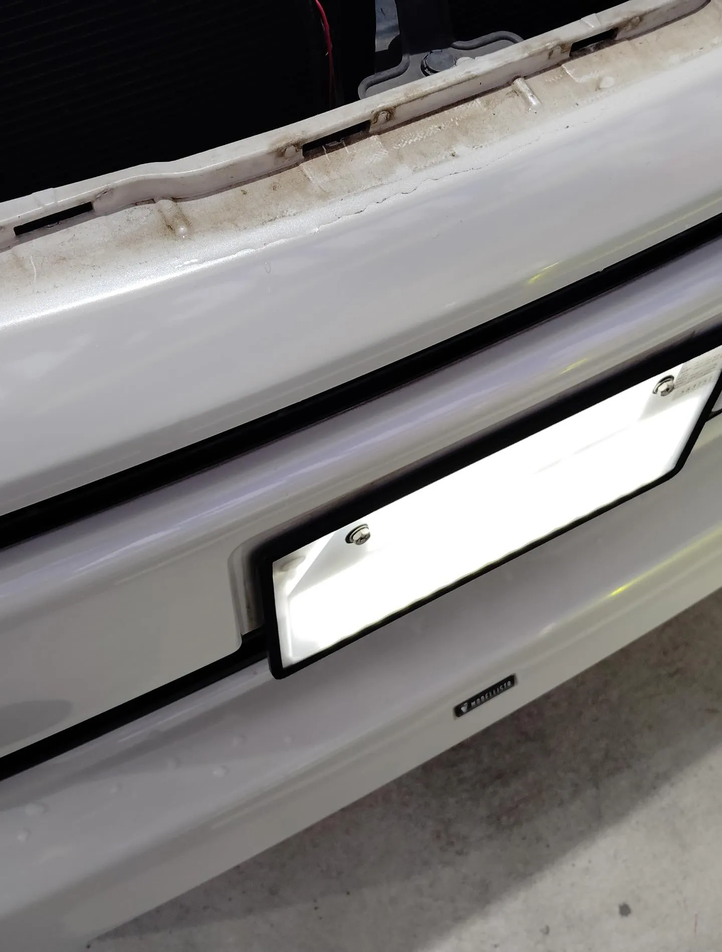 久々販売車両で字光式取付🤔