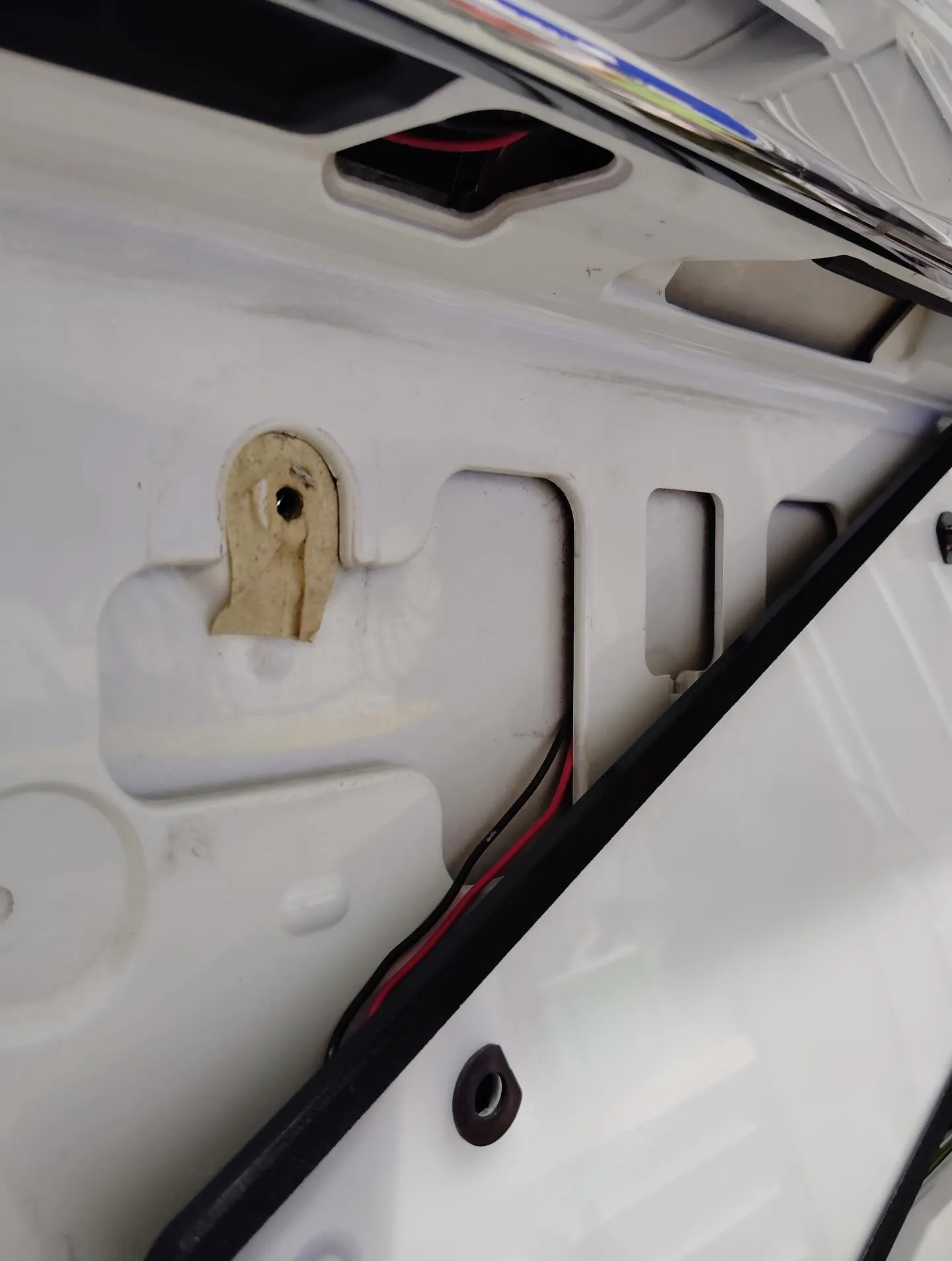 久々販売車両で字光式取付🤔