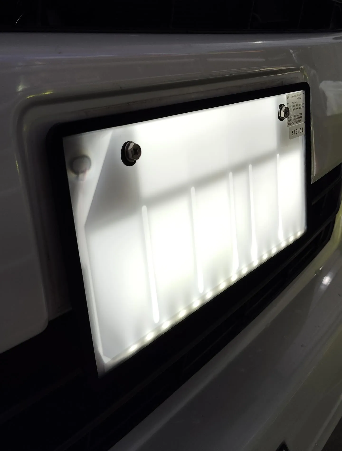 久々販売車両で字光式取付🤔